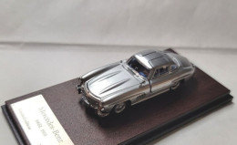 AUTO 1/64 Numéroté 062/699 BriScaleMicro 1955 300SL MERCEDES BENZ GULLWING ÉDITION LIMITÉE NEUF DANS SON EMBALLAGE - Otros & Sin Clasificación