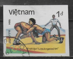 VIETNAM  N° 567C  Obllitere NON DENTELE  Lutte - Lucha