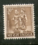 India 1949 30p Indian Dolls 4th Definitive Series Ashokan 1v MNH - Muñecas