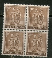 India 1949 30p Indian Dolls 4th Definitive Series Ashokan BLK/4 MNH - Puppen