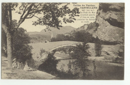 04/ CPA A - Castellane - Le Pont Du Roc - Castellane