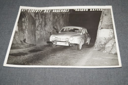 11 Iem Rallye Des Ardennes,Rocher Bayard,grande Photo Originale, 24 Cm. Sur 18 Cm. - Auto's