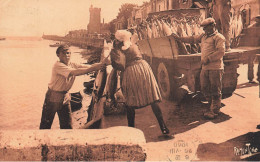 La Chaume , Les Sables D'olonne * Arrivage De Thon Au Quai * Poisson Pêche Thons Pêcheurs Camion Livraison - Sables D'Olonne