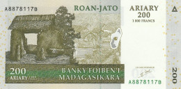 MADAGASCAR 200 ARIARY -UNC - Madagaskar