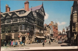 CPSM, Angleterre England, CHESTER, Looking Along  Eastgate Street, Non écrite - Chester