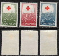 RED CROSS ROTES KREUZ CROIX ROUGE FINLAND FINNLAND FINLANDE 1957  MH(*) MI 482 - 484  SC B145  B146 B147 YV 463-465 - Neufs