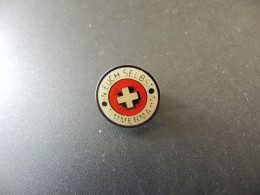 Delcampe - Old Badge Suisse Svizzera Switzerland - Timmermahn - In Euch Selbst - Non Classés