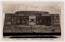 CHEMIN DES DAMES - Le Monument Aux Morts Des Chars D'Assaut. N°67 - QUADRUPLE OBLITERATION En Décalé - Monuments Aux Morts