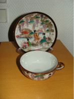 Tasse Et Soucoupe Vintage En Porcelaine Satsuma - Kopjes