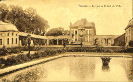 Belgique - Hainaut - Tournai - Le Parc Et L'Hôtel De Ville - Tournai