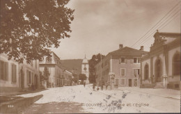 SUISSE NE NEUCHATEL COUVET LA POSTE ET L'EGLISE - Couvet