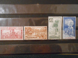 KOUANG-TCHEOU YT PA 41/44  AU PROFIT DE L'ENFANCE + QUINZAINE IMPERIALE* - Unused Stamps