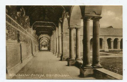 AK 187602 ENGLAND - Winchester College - War Cloister - Winchester