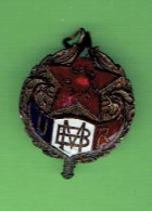 INSIGNE ANCIEN EMAIL AUXERRE ETOILE ROUGE U.M.B.R. INSIGNE PATRIOTIQUE GLAIVE COQ FABRICANT LE MEDAILLEUR PARIS - Recordatorios