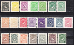 (0807-25) 1923-25 Cresent And Star SET MH*  - Neufs