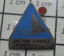 1615A Pin's Pins / Beau Et Rare / EDF GDF / SERVICES CANNES - EDF GDF