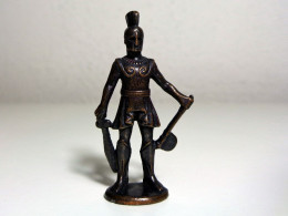 KINDER, 1977 - Greeks > HOPLITE (4) (40 Mm, Bronze) * Rif. KNR-0001 - Figurines En Métal