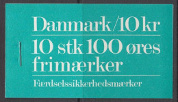 1974. DANMARK. Færdselssikkerhedsmærker. Special Booklet S 20.  - JF539274 - Booklets