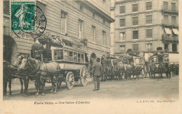 PARIS PARIS VECU  Une Station D'omnibus - Lotes Y Colecciones