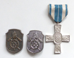 Feuerwehr Bayern Verdienstkreuz In Silber Und 2 Uniform-Abzeichen In Bronze Und Silber I-II Pompiers - Pompieri