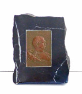 Bismarck Stand-Wappen In Stein In Trinitate Robur (In Der Dreiheit Liegt Die Kraft) H=10cm, 500 Gr. II - Persönlichkeiten
