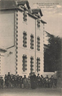 Blain * école St Laurent , La Maison D'habitation * écoliers Enfants - Blain