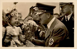 Hitler Mit Blumenkind PH 1199 Foto-AK I-II - Guerra 1939-45