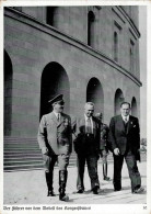 REICHSPARTEITAG NÜRNBERG 1937 WK II - Zerreiss 10 Der Führer Vor Dem Modell Des Kongreßbaues S-o I-II - Weltkrieg 1939-45