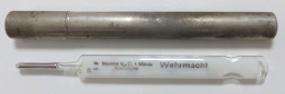 Wehrmacht Fieber-Thermometer Mit Metallhülle Länge Ca. 13cm - Weltkrieg 1939-45