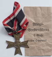 WK II Orden Kriegsverdienstkreuz 1939 2. Klasse Am Band Mit Verleihungstüte - Weltkrieg 1939-45