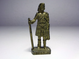 [KNR_0056] KINDER SORPRESE, Figure In Metallo 1993 - Scozzese N.4 [K93] - Metallfiguren