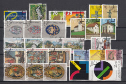 Liechtenstein Usati:  2001 Annata Completa Lusso - Full Years