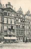 BELGIQUE - Bruxelles - Maison Des Corporations - Café La Louve Restaurant - Carte Postale Ancienne - Monumenten, Gebouwen