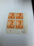 Hong Kong Stamp Definitive Block Corner MNH QEII - Ungebraucht