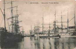 BELGIQUE - Ostende - Bassins Trois Mâts - Port - Bateaux De Pêche - Carte Postale Ancienne - Oostende