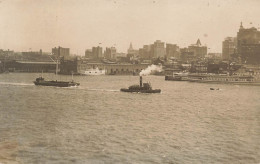 CARTEPHOTO - Port - Bateaux Commerciaux - Ville - Carte Postale Ancienne - Fotografia