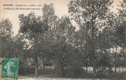 Angers * Le Cyclone Du 4 Juillet 1905 * La Place La Rochefoucauld Liancourt * Catastrophe - Angers