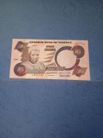 NIGERIA-P24j 5N 2005 UNC - Nigeria