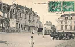 Les Sables D'olonne * Place * Taxis Calèches * Hôtel Du Remblai - Sables D'Olonne