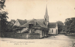 Noyant La Gravoyère * Place De L'église Du Village - Other & Unclassified