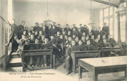 ARDECHE  PRIVAS  école Normale D'instituteurs  " Salle De Sciences " - Privas