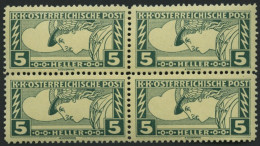 ÖSTERREICH 219A VB , , 1917, 2 H. Eilmarke, Gezähnt L 121/2, Im Viererblock, Die Beiden Unteren Postfrischen Marken Mit  - Usati