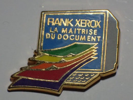Pin's Rank Xeros - La Maitrise Du Document - Ordinateur Informatique - Informatique