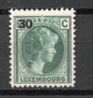 LUXEMBOURG    N° 323    NEUF AVEC CHARNIERE   COTE  0.25€    DUCHESSE CHARLOTTE SURCHARGE - 1926-39 Charlotte Right-hand Side