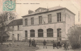 FRANCE - Environs De Mantes - Aincourt - Mairie Et école - Enfants Jouant Dans La Cour - Carte Postale Ancienne - Aincourt