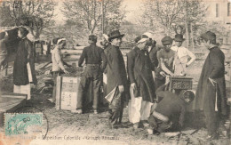[-5%] FRANCE - Marseille - Exposition Coloniale - Groupe Annamite - Caissons De Bois - Carte Postale Ancienne - Koloniale Tentoonstelling 1906-1922