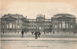 Lille * Place Et La Préfecture - Lille