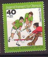 ALLEMAGNE  BERLIN  N° 482  * *   Jo 1976   Hockey Sur Gazon  Aviron - Hockey (Field)