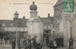 CARTE POSTALE ORIGINALE ANCIENNE : GRANDVILLIERS LA STATUE DU GENERAL SAGET ANIMEE OISE (60) - Grandvilliers