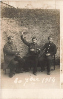 MILITARIA - Guerre 1914 - 1918 - 30 7ere 1914 - Groupe De Soldats Buvant Un Verre De Vin - Carte Postale Ancienne - Guerre 1914-18